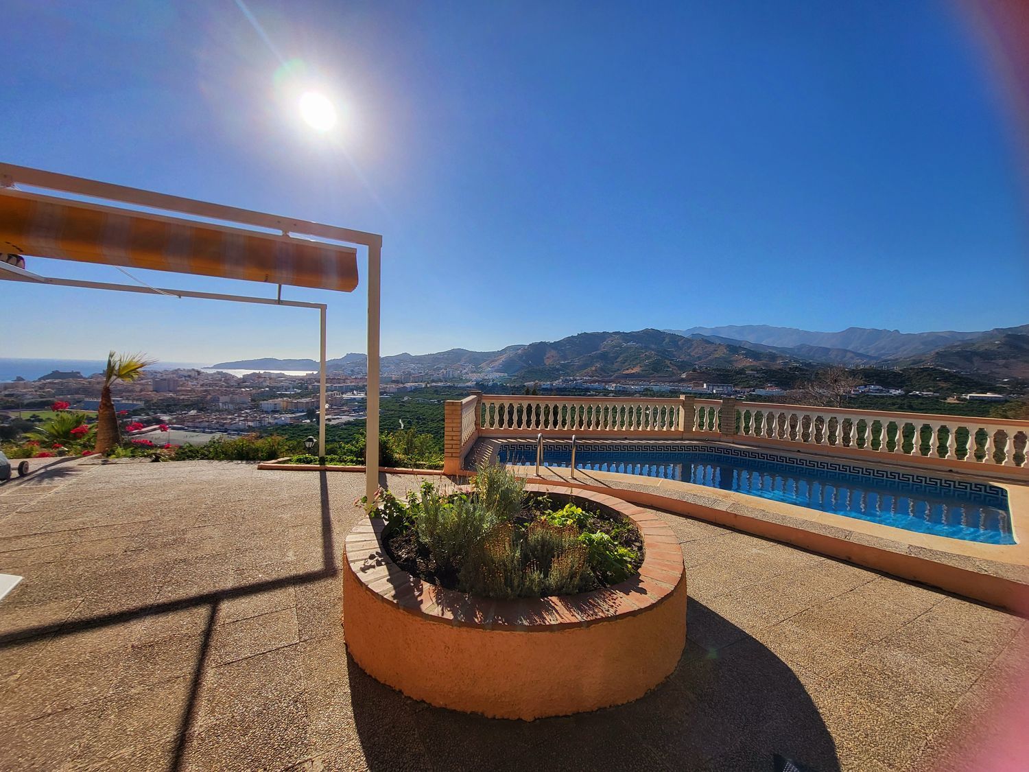 Almuñecar, Granada, 2 Bedrooms Bedrooms, ,2 BathroomsBathrooms,House,For Sale