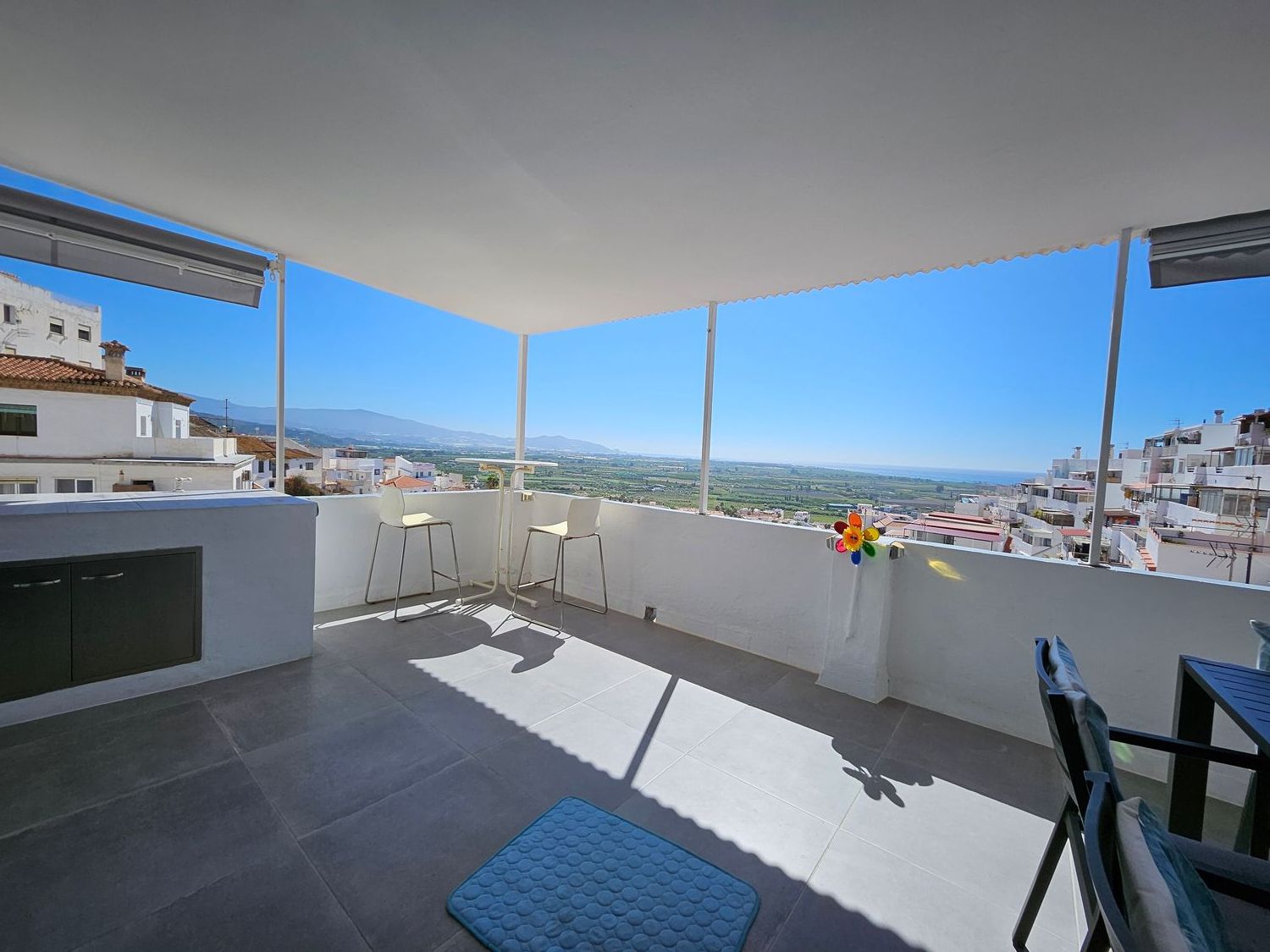 Salobreña, Granada, 4 Bedrooms Bedrooms, ,2 BañosBaños,Casa,En Venta